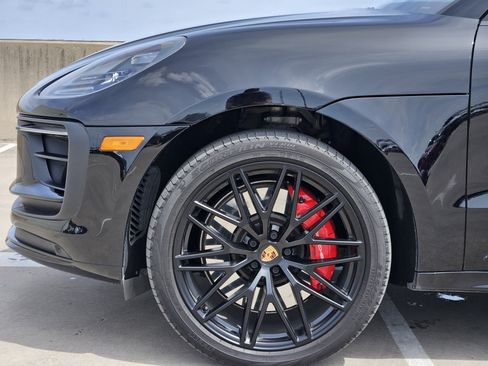 Certified 2023 Porsche Macan GTS image 13