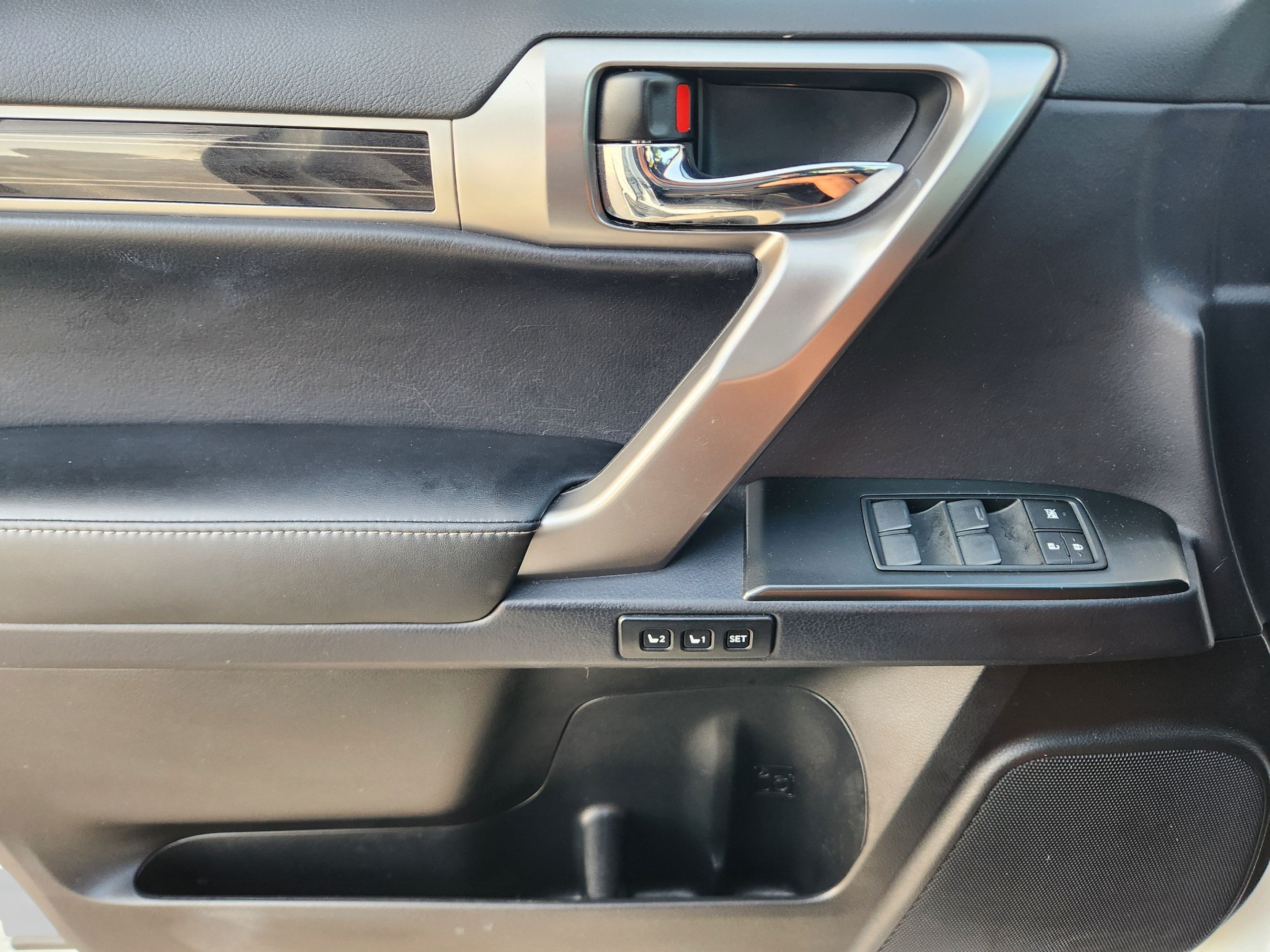 Used 2022 Lexus GX 460 Premium w/ Accessory Package AWD/4WD image 20