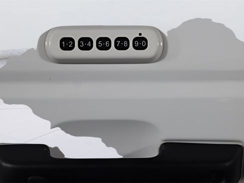 Used 2022 Ford Bronco Badlands image 10