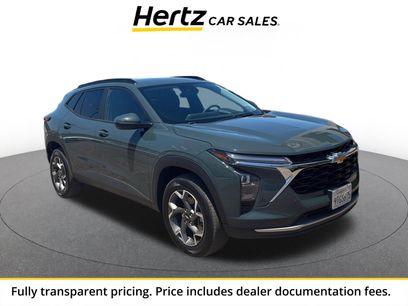 Used 2025 Chevrolet Trax LT