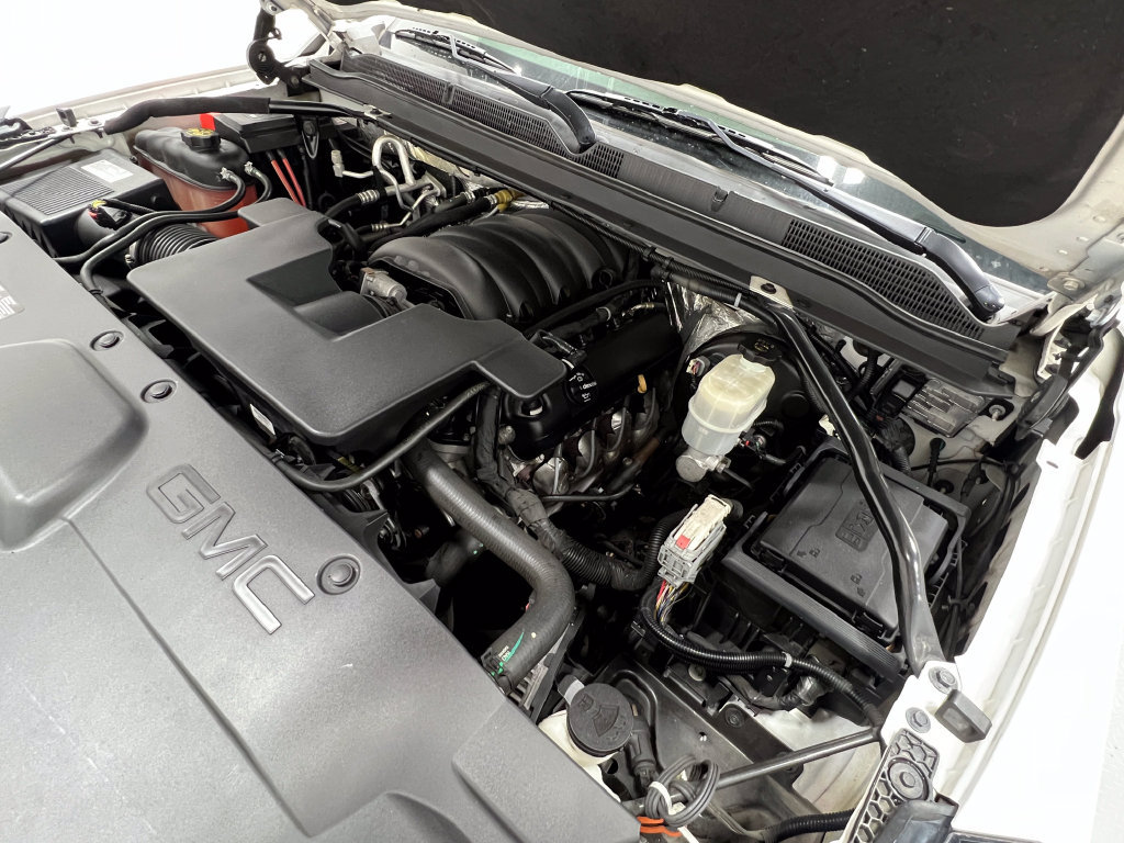 Used 2018 GMC Yukon Denali AWD/4WD image 32