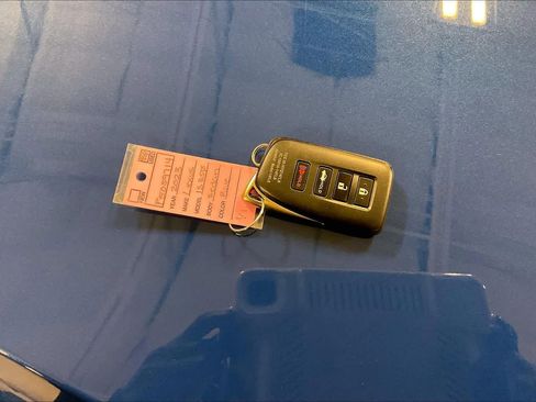 Used 2023 Lexus IS 350 F Sport image 13