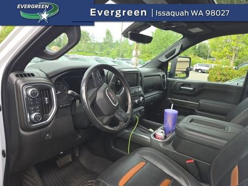 Used 2020 GMC Sierra 2500 AT4 w/ AT4 Premium Package AWD/4WD image 1