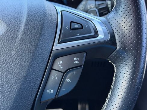 Certified 2022 Ford Edge ST image 41