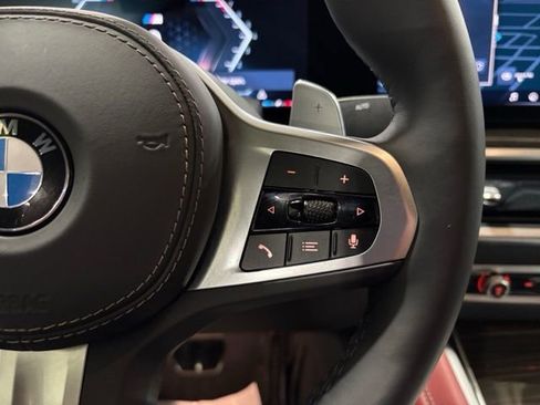 Used 2024 BMW X6 xDrive40i w/ Premium Package image 15