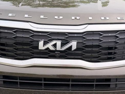 Used 2022 Kia Telluride SX w/ Towing Package AWD/4WD image 20
