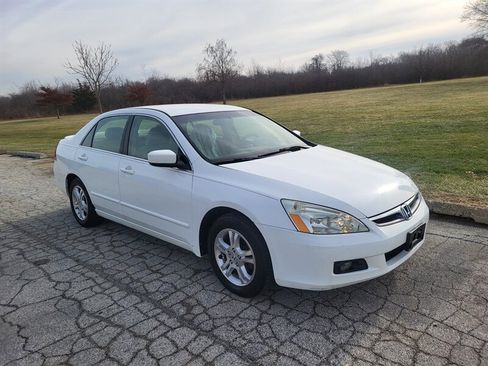 Used 2007 Honda Accord SE image 5