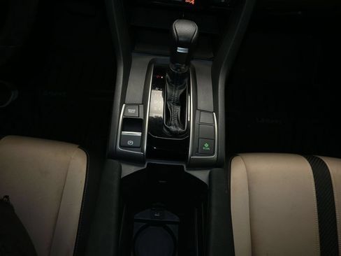 Used 2018 Honda Civic EX image 24