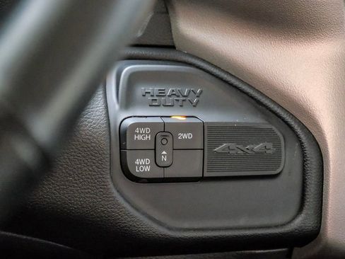 Used 2024 RAM 2500 Laramie w/ Safety Group image 33