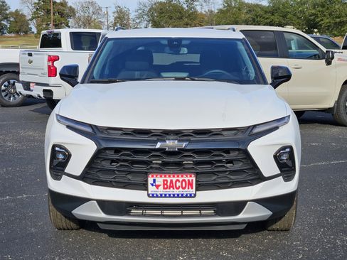 New 2026 Chevrolet Blazer LT image 2