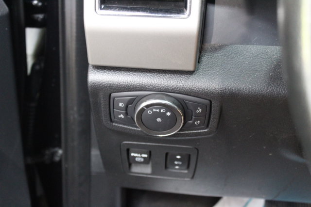 Used 2020 Ford F150 Lariat AWD/4WD image 16