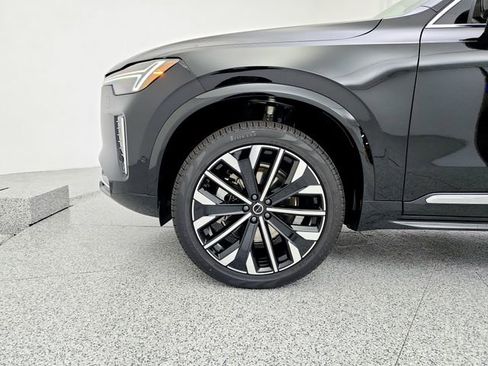 New 2026 Volvo XC90 B5 Plus image 22