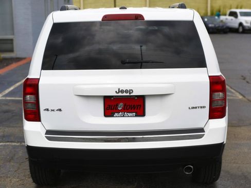 Used 2014 Jeep Patriot Limited w/ Sun/Sound Group AWD/4WD image 14