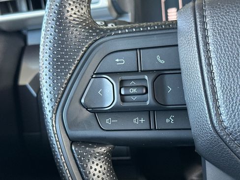 Certified 2025 Toyota Tacoma SR5 image 28