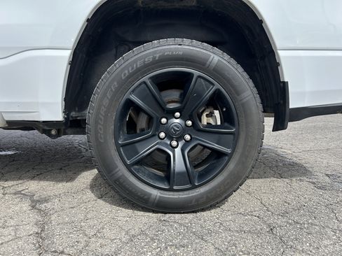 Used 2021 RAM 1500 Big Horn image 23