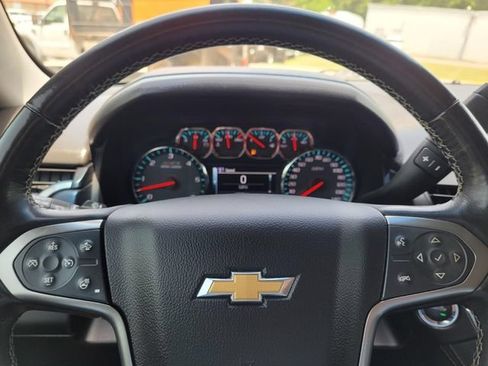 Used 2019 Chevrolet Tahoe LT w/ Luxury Package AWD/4WD image 40