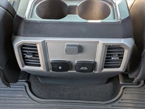 Used 2022 Ford F250 Lariat w/ Black Appearance Package image 14