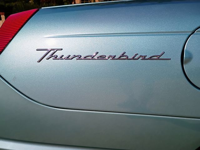 Used 2002 Ford Thunderbird RWD image 23