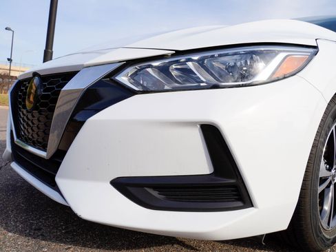 Used 2022 Nissan Sentra SV image 18