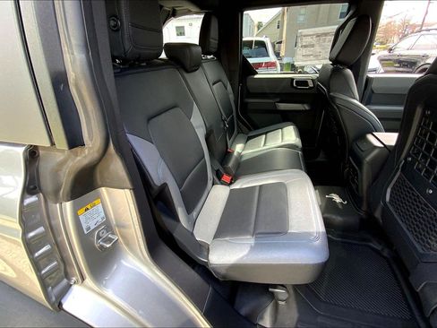 Used 2022 Ford Bronco Black Diamond AWD/4WD image 29
