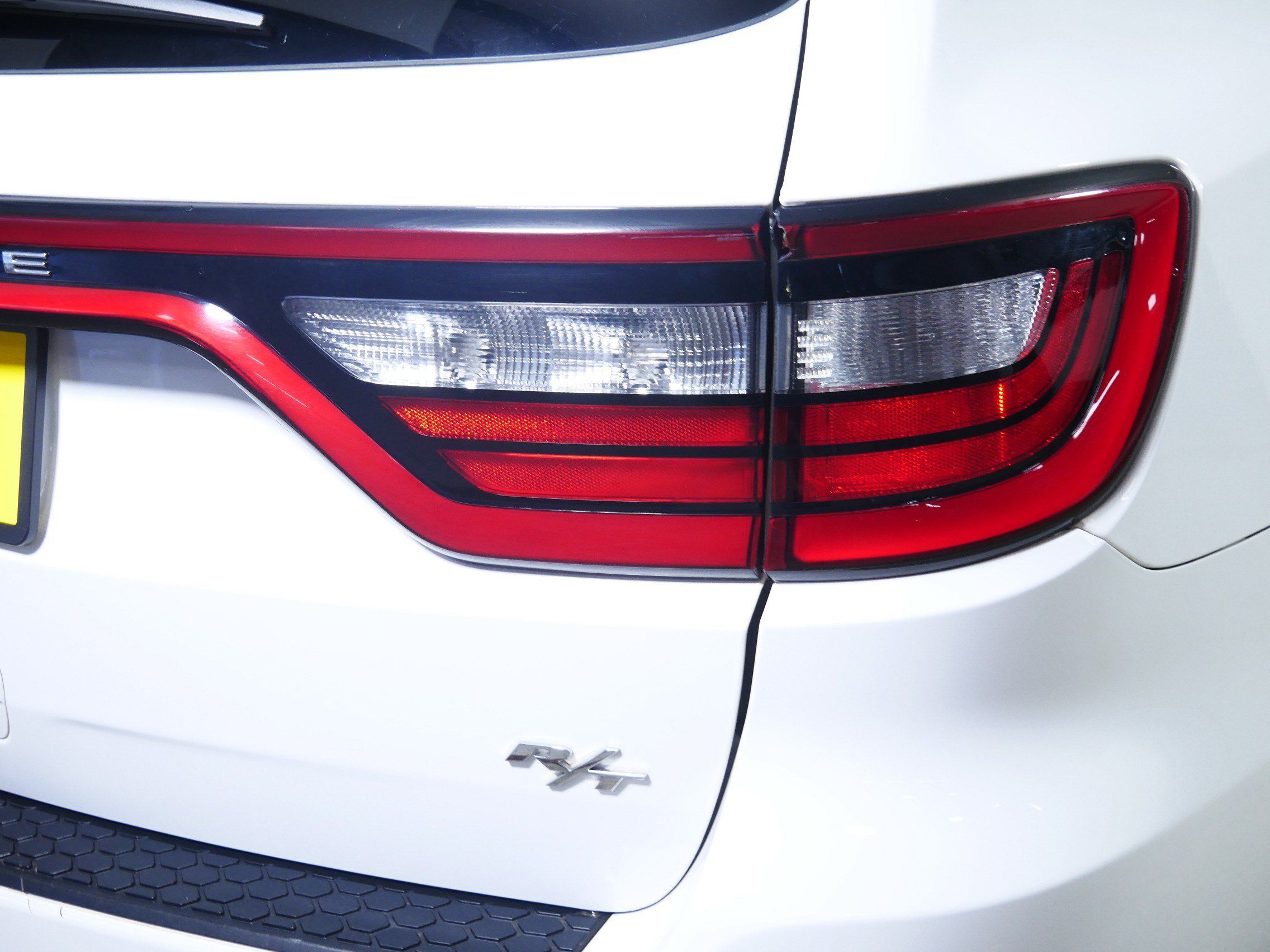 Used 2018 Dodge Durango R/T AWD/4WD image 17