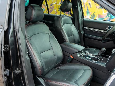 Used 2017 Ford Explorer Sport AWD/4WD image 37