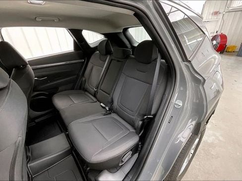 Certified 2024 Hyundai Tucson SE FWD image 19
