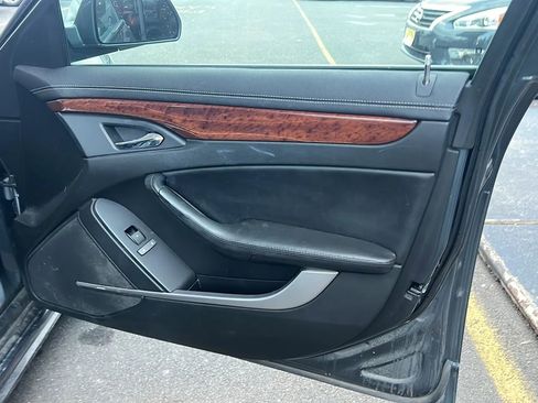 Used 2011 Cadillac CTS Luxury image 18