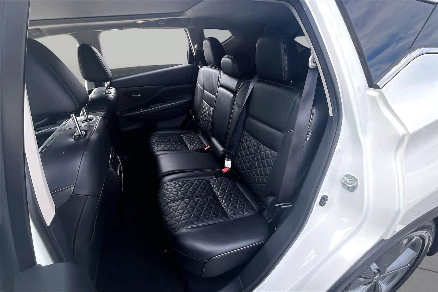Used 2019 Nissan Murano Platinum w/ Cargo Package FWD image 21