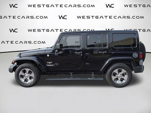 Used 2016 Jeep Wrangler Unlimited Sahara w/ Connectivity Group image 5