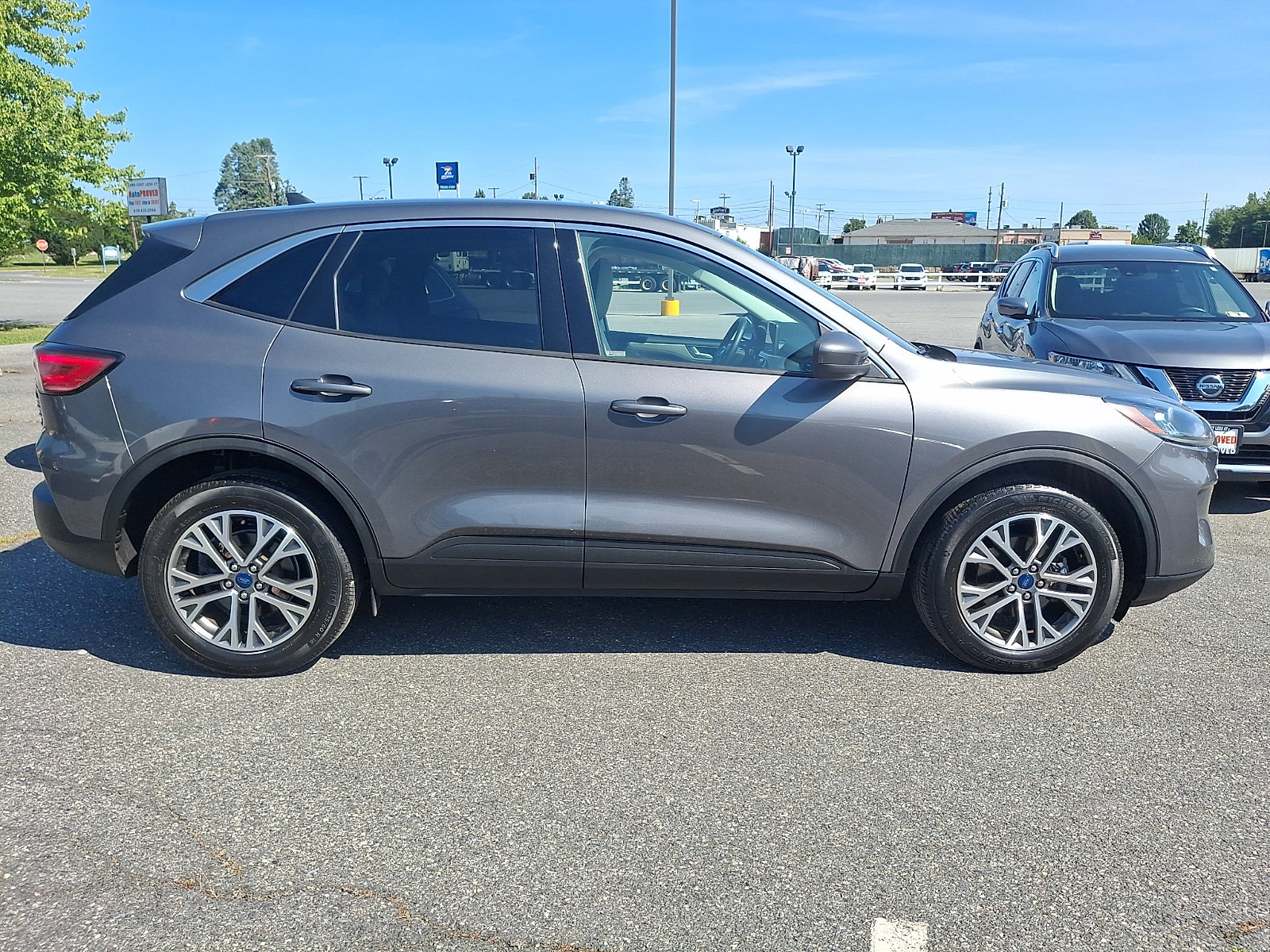 Used 2022 Ford Escape SEL AWD/4WD image 7
