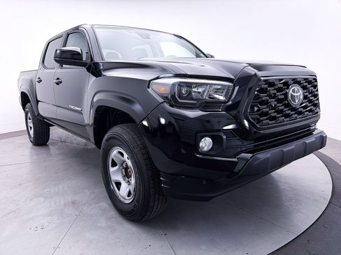 Used 2023 Toyota Tacoma SR5 RWD image 8