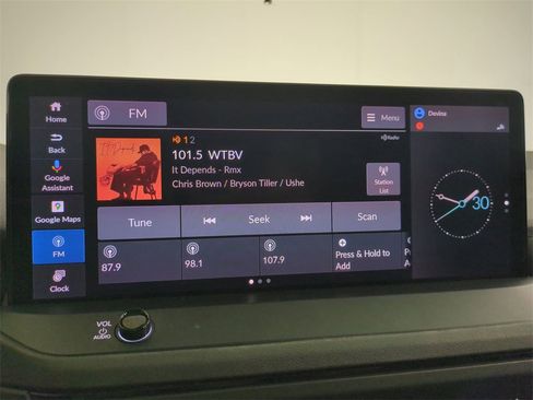 Used 2023 Honda Accord Touring image 19