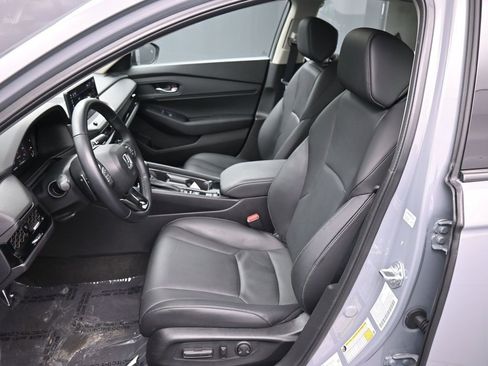 Certified 2025 Honda Accord EX-L image 19