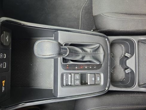 Certified 2025 Honda CR-V EX image 21