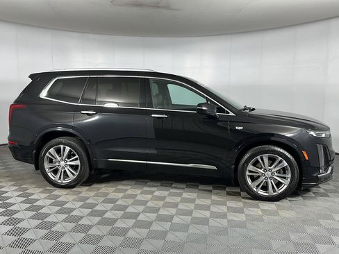 Used 2024 Cadillac XT6 Premium Luxury AWD/4WD image 32