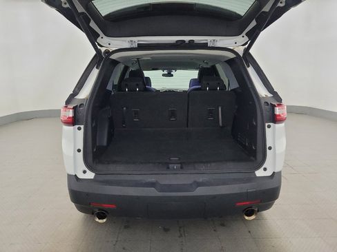 Used 2018 Chevrolet Traverse LT FWD image 29