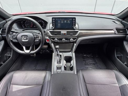 Used 2019 Honda Accord Sport image 11