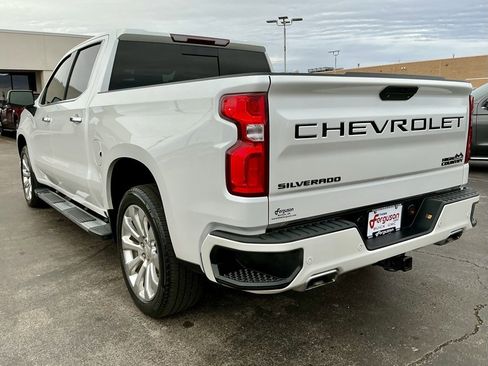 Used 2021 Chevrolet Silverado 1500 High Country w/ LPO, Dark Essentials Package image 13