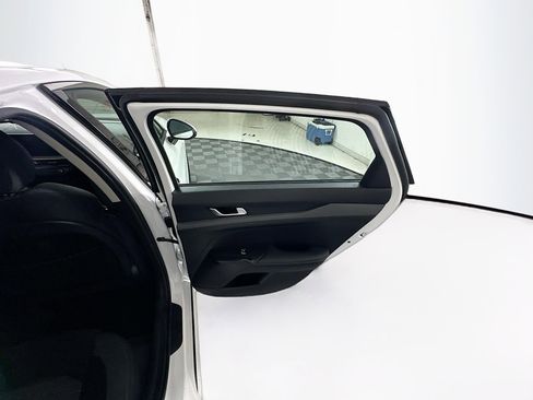 Used 2025 Kia K5 LXS FWD image 29