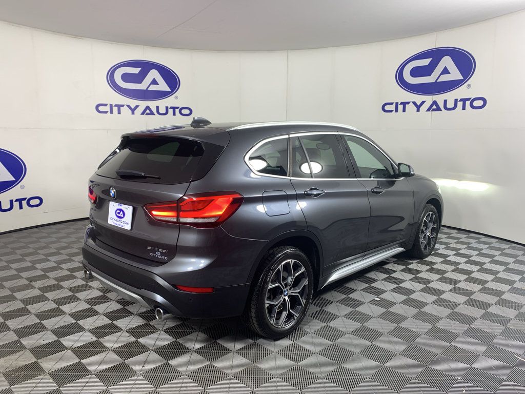 Used 2021 BMW X1 sDrive28i w/ Convenience Package FWD image 3