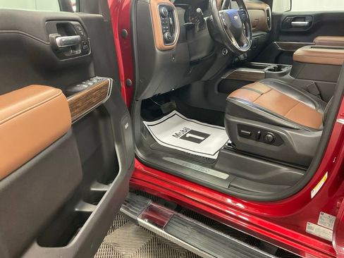 Used 2021 Chevrolet Silverado 1500 High Country image 4