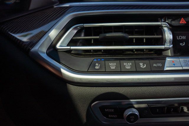 Used 2022 BMW X6 M50i w/ Premium Enhanced Package AWD/4WD image 24