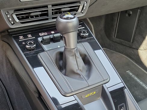 Certified 2023 Porsche 911 GT3 image 22