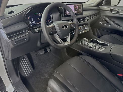 Certified 2026 INFINITI QX60 Luxe w/ Cargo Package image 11