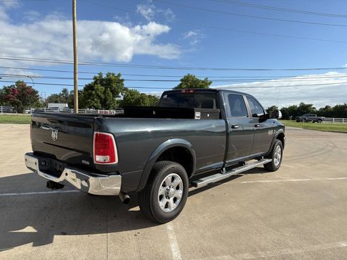 Used 2015 RAM 2500 Laramie AWD/4WD image 3