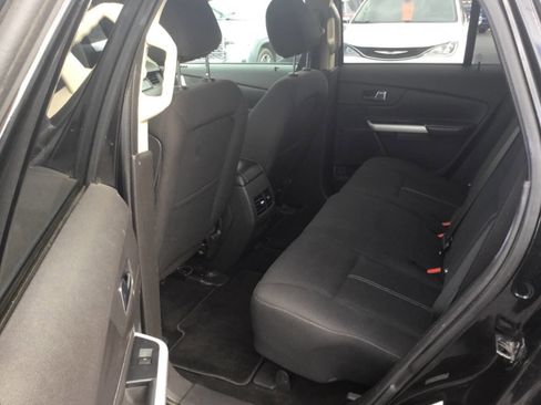 Used 2013 Ford Edge SE FWD image 12