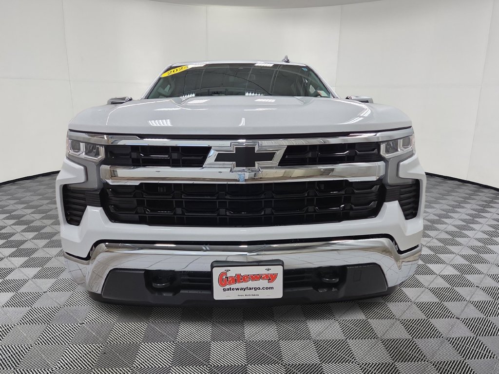 Used 2024 Chevrolet Silverado 1500 LT w/ Z71 Off-Road Package AWD/4WD image 5