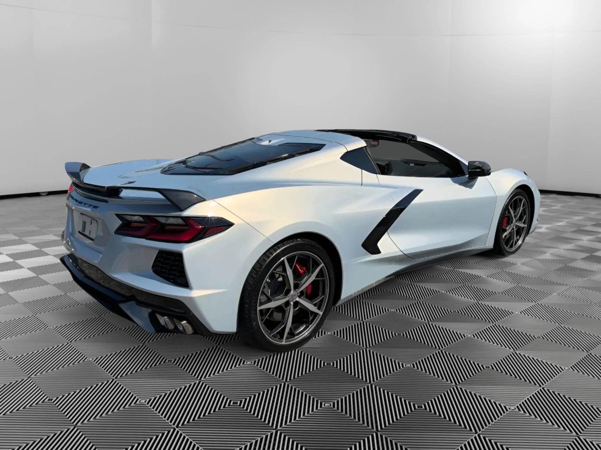 Used 2021 Chevrolet Corvette Stingray Premium Cpe w/ Z51 Performance Package RWD image 8