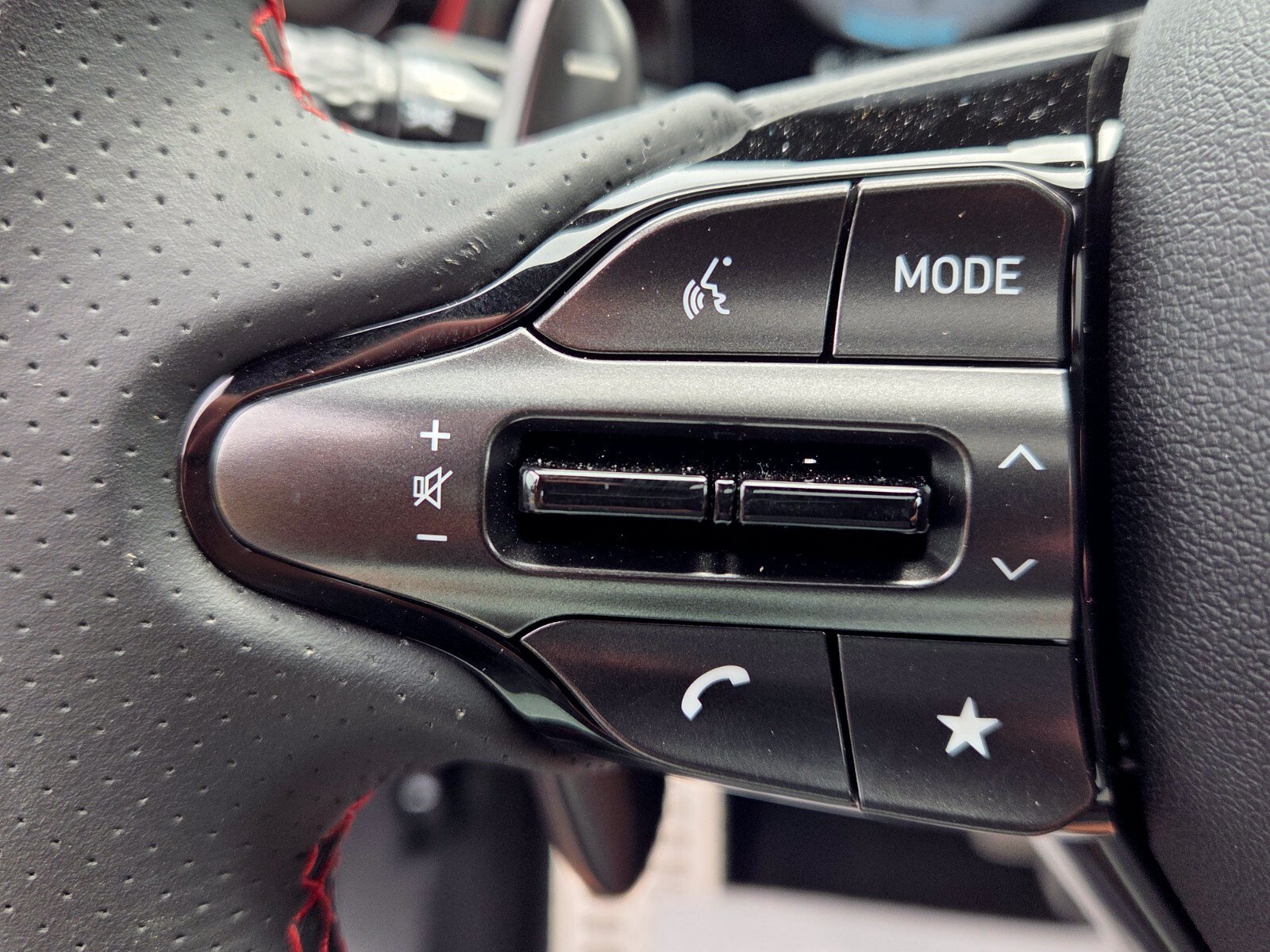 New 2025 Hyundai Elantra N Line FWD image 26